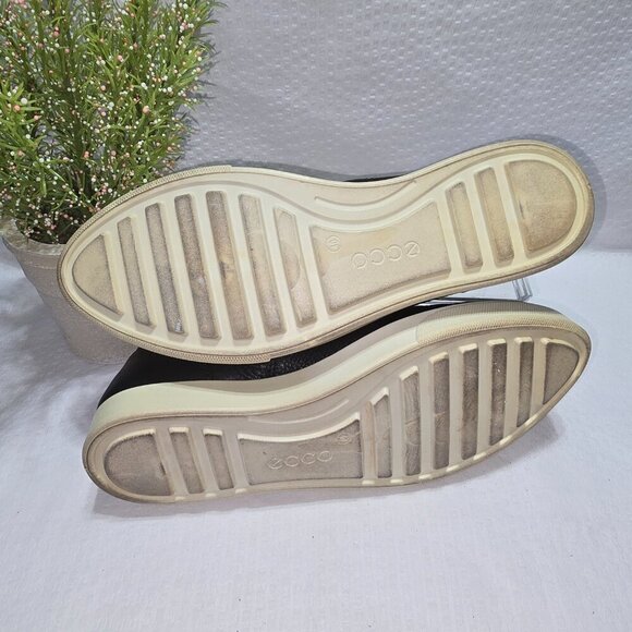 ECCO GILLIAN SLIP ON BLACK LEATHER SHOE WOMENS SIZE 9 EUC - Picture 8 of 9